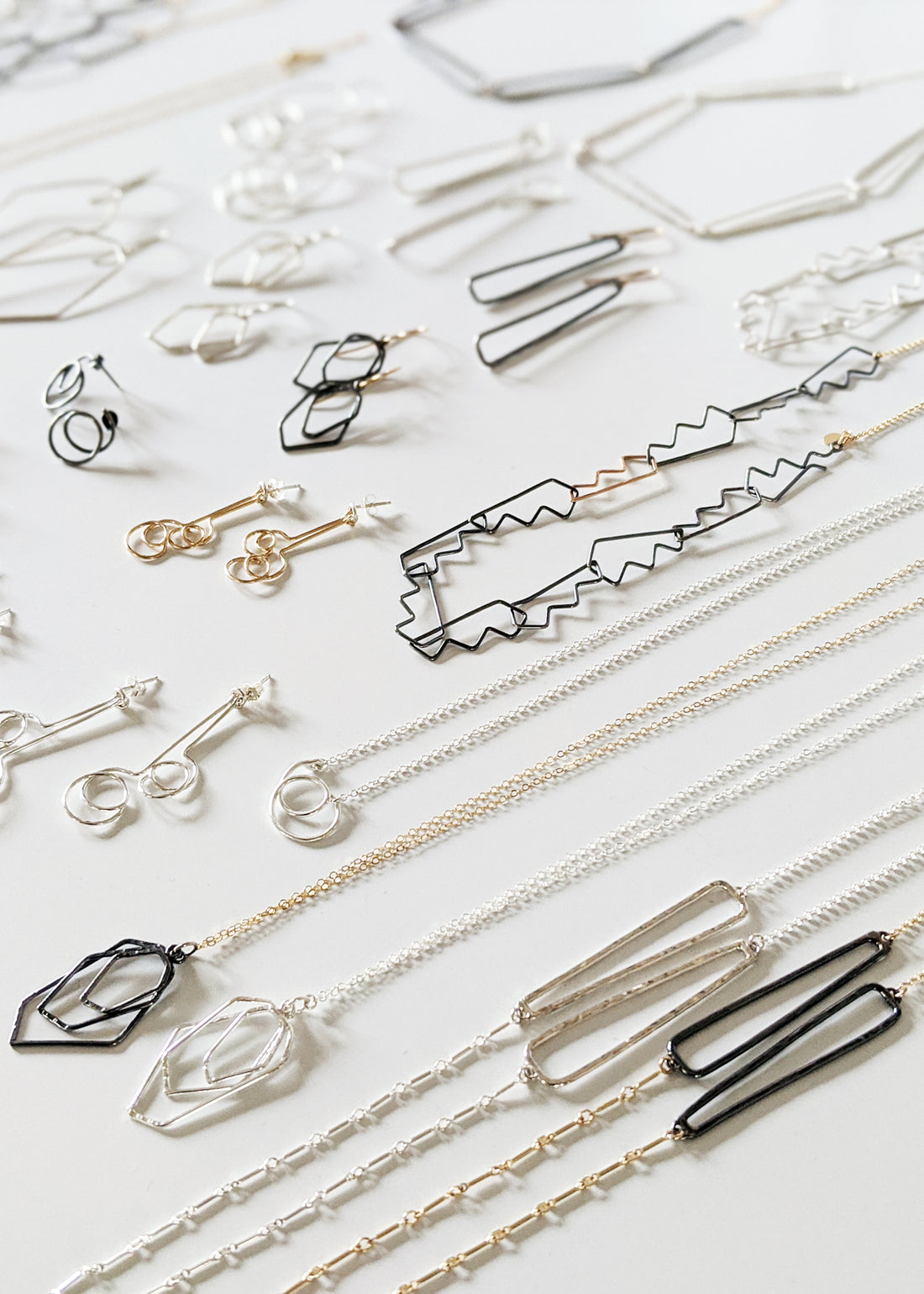 Cindy Liebel Jewelry Art Gallery Exhibition at Westobou Gallery