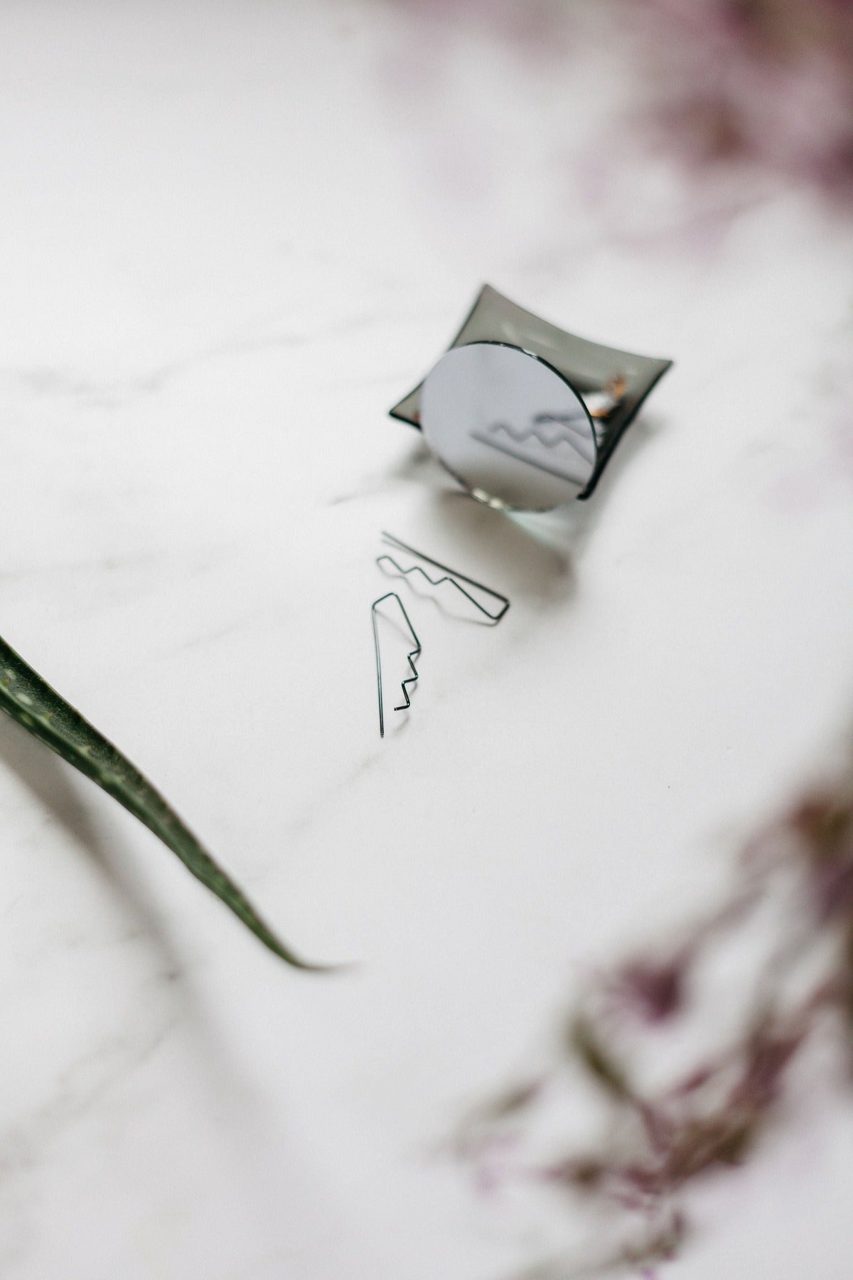 delicate charcoal zigzag wire hoop earrings