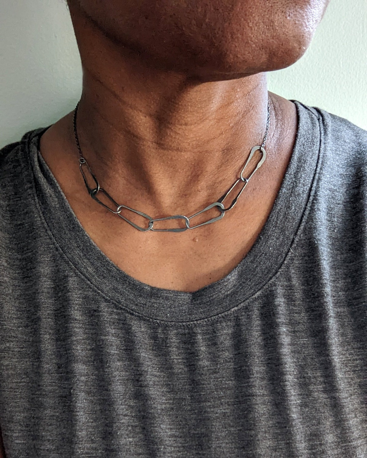 Oval paper clip chain link necklace in Black and Silver