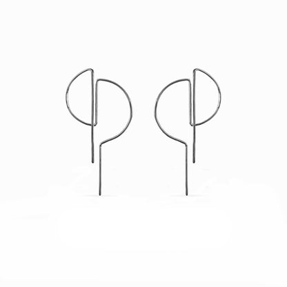 black asymmetrical D hoop wire earrings