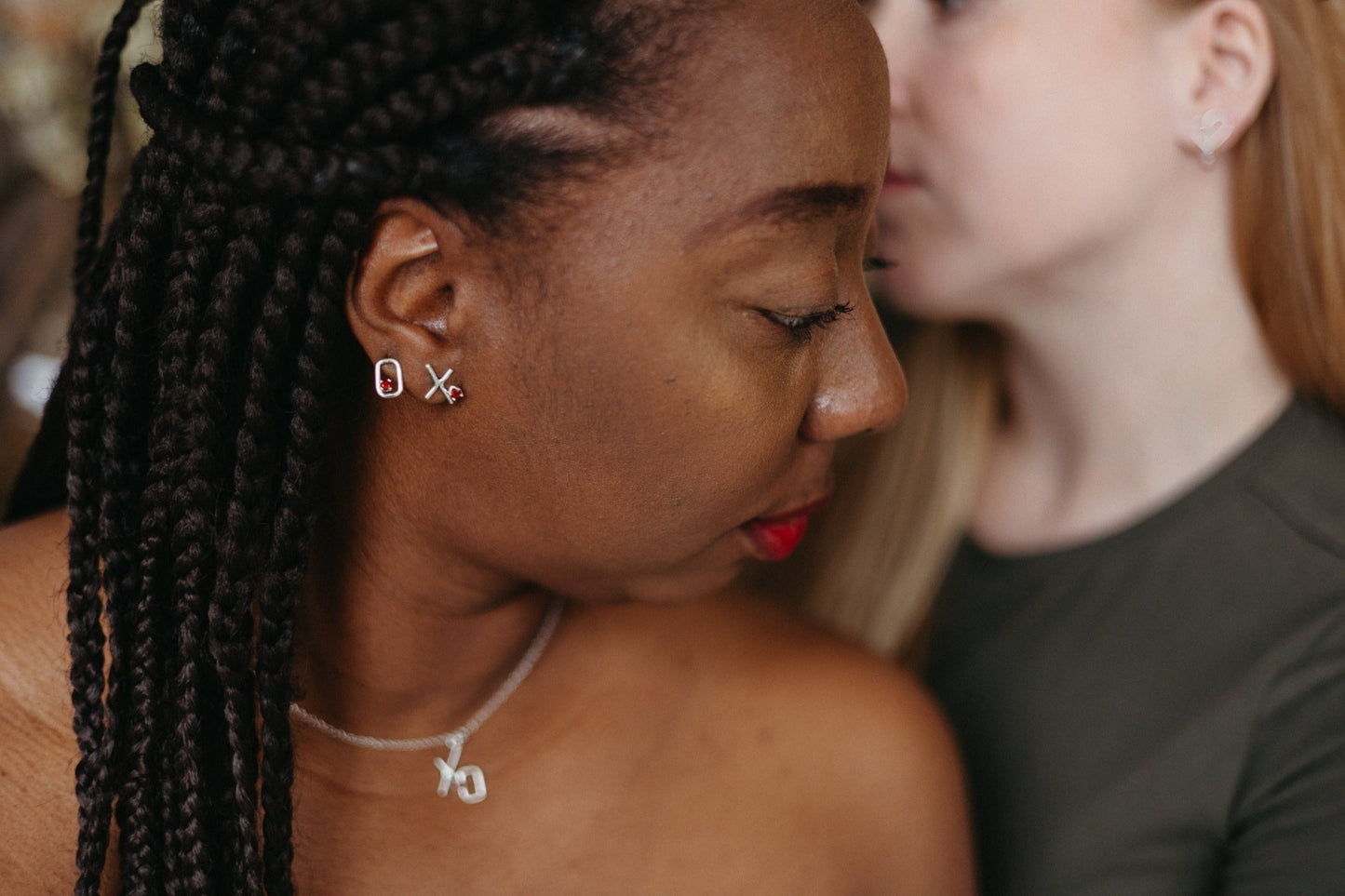 Silver XO Garnet stud earrings