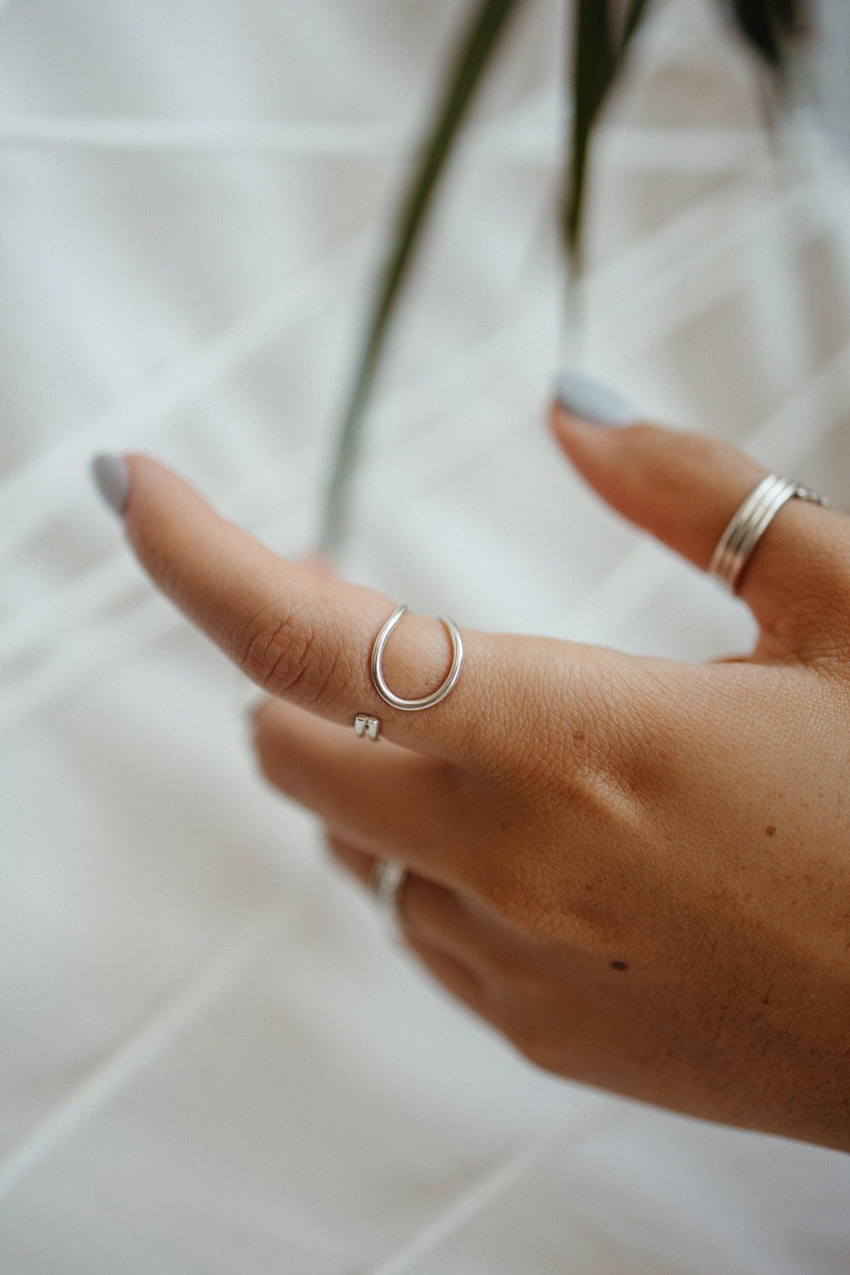 Silver tear drop wrap around ring band